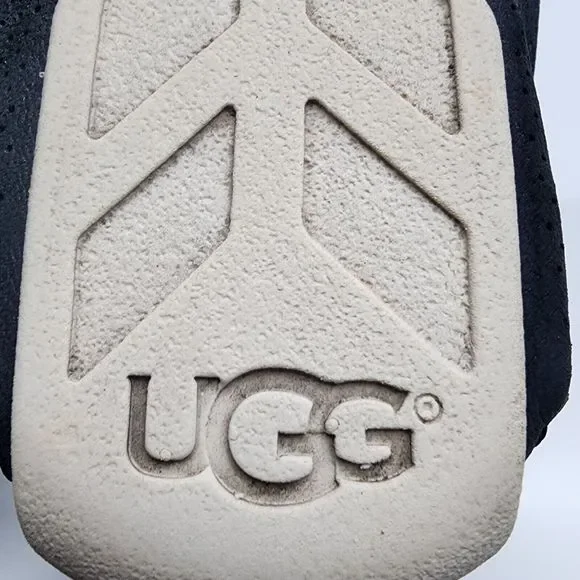 UGG Henrick Stripe Perf Loafer Black Men Sz 9 Energ Nubuck Leather Treadlite - Picture 15 of 16